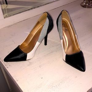 Qupid mixed media stiletto heels size 8